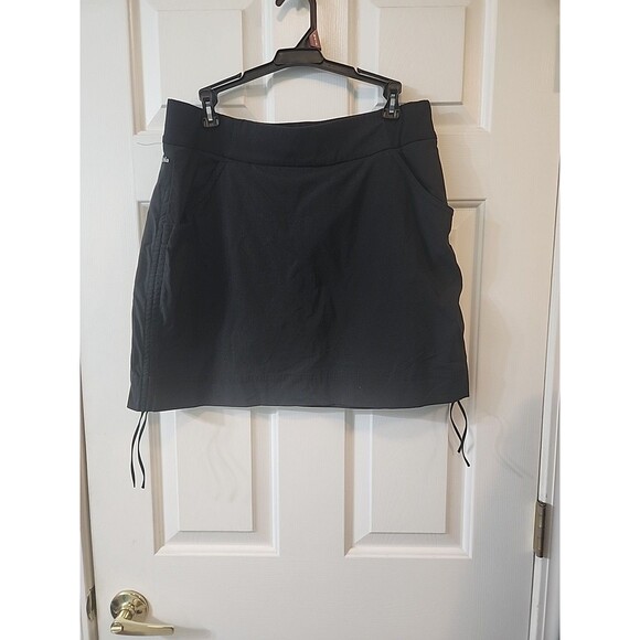 Columbia Womens Sz Large Skort Skirt  w/ shorts Black Pull On Pocket - Picture 1 of 6